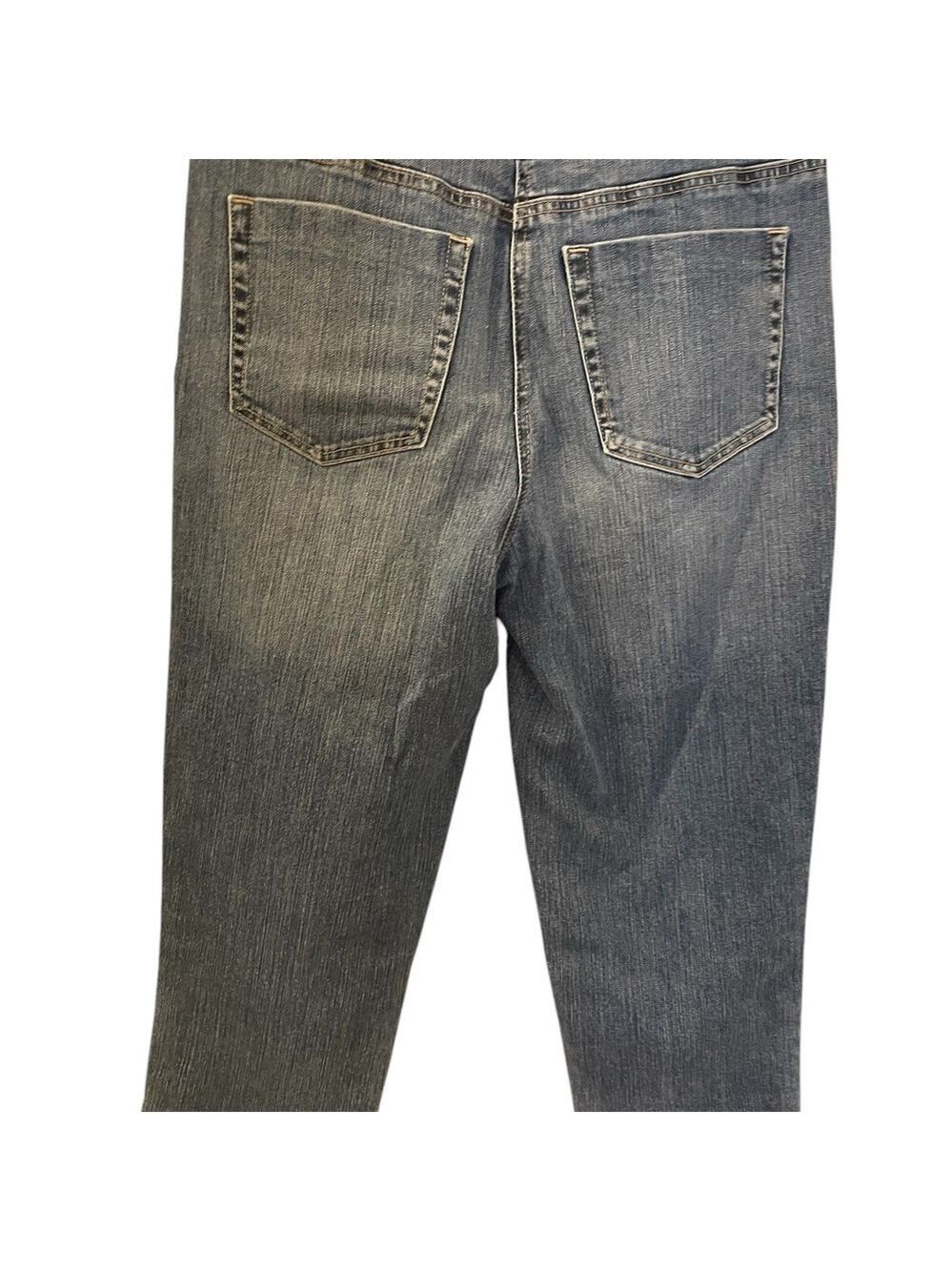Talbot’s Crop Straight Leg Stretch Jeans, Size 10, Faded Denim, Button Detail - Picture 3 of 10
